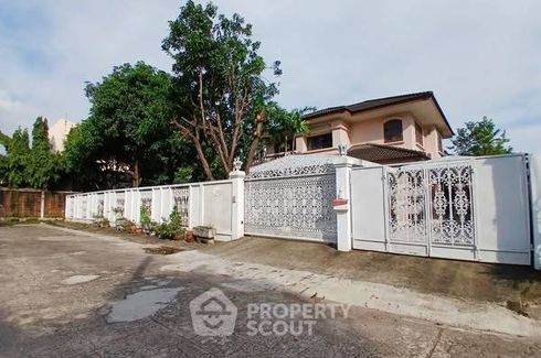 5 Bedroom House for rent in Saphan Sung, Bangkok near MRT Sammakon