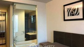 1 Bedroom Condo for rent in Via 49, Khlong Tan Nuea, Bangkok near BTS Phrom Phong