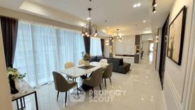 2 Bedroom Condo for rent in The Emporio Place, Khlong Tan, Bangkok near BTS Phrom Phong