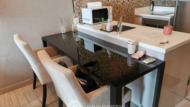 1 Bedroom Condo for rent in The Address Sathorn, Silom, Bangkok near BTS Chong Nonsi