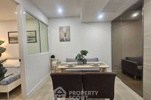 1 Bedroom Condo for rent in The Room Sukhumvit 21, Khlong Toei Nuea, Bangkok near MRT Sukhumvit