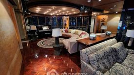 2 Bedroom Condo for rent in Silom, Bangkok near BTS Saphan Taksin