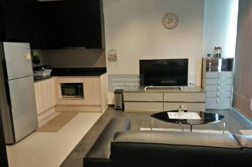 2 Bedroom Condo for rent in Edge Sukhumvit 23, Khlong Toei Nuea, Bangkok near BTS Asoke