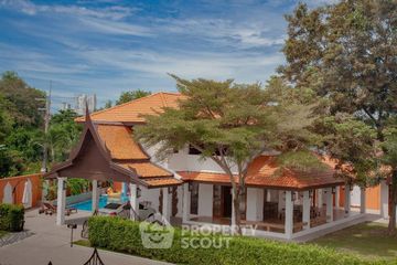 7 Bedroom House for rent in Na Kluea, Chonburi