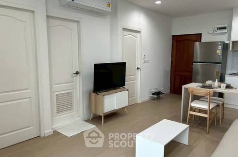 1 Bedroom Condo for rent in Sathorn House, Silom, Bangkok near BTS Surasak