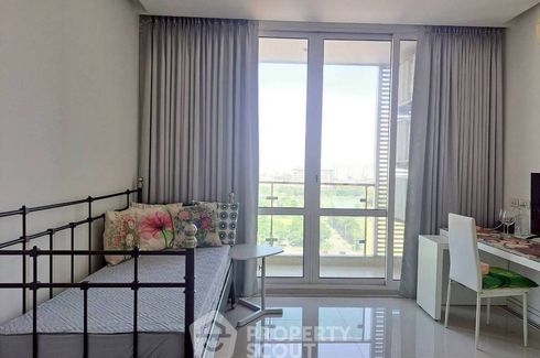 2 Bedroom Condo for rent in Huai Khwang, Bangkok