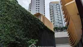 2 Bedroom Condo for rent in The Lumpini 24, Khlong Tan, Bangkok near BTS Phrom Phong