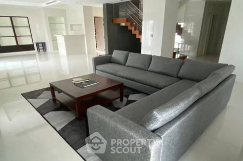 4 Bedroom Apartment for rent in Royal Residence Park, Lumpini, Bangkok near BTS Ratchadamri