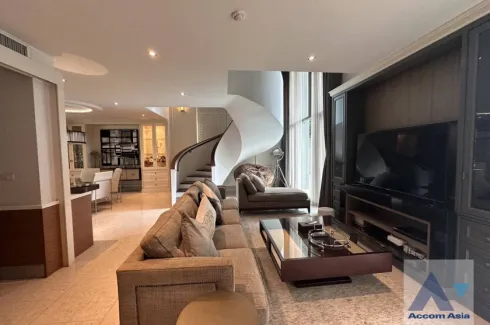 3 Bedroom Condo for rent in Baan Lux - Sathon, Chong Nonsi, Bangkok near MRT Khlong Toei