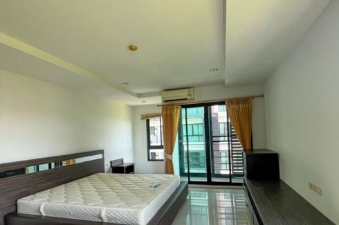 1 Bedroom Condo for sale in De Blue, Nong Prue, Chonburi