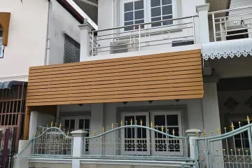 3 Bedroom House for sale in Lat Phrao, Bangkok