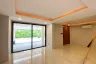 4 Bedroom Townhouse for sale in Phra Khanong Nuea, Bangkok near BTS Phra Khanong