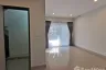 3 Bedroom Townhouse for rent in Sammakorn Avenue Chaiyapruek-Wongwaen, Lam Pho, Nonthaburi