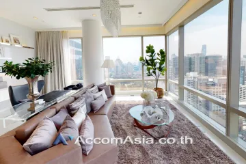 2 Bedroom Condo for rent in 185 Rajadamri, Lumpini, Bangkok near BTS Ratchadamri