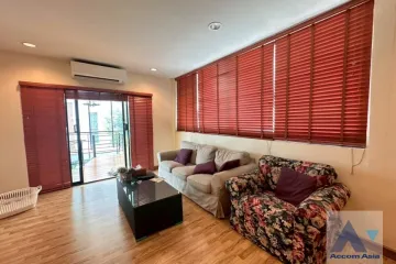 2 Bedroom House for rent in Khlong Tan Nuea, Bangkok