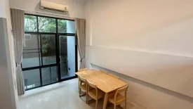 3 Bedroom House for rent in Thung Maha Mek, Bangkok