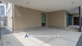 3 Bedroom House for rent in Khlong Tan Nuea, Bangkok