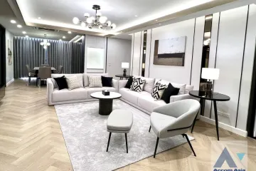 4 Bedroom Condo for rent in President Park Sukhumvit 24, Khlong Tan, Bangkok near MRT Queen Sirikit National Convention Centre