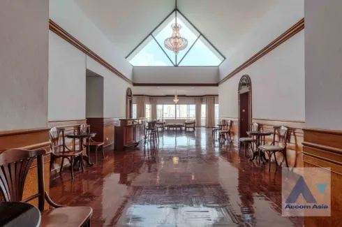 3 Bedroom Condo for rent in Le Premier 1, Khlong Toei Nuea, Bangkok near BTS Asoke