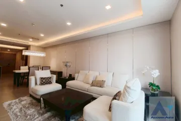2 Bedroom Condo for rent in Nusasiri Grand, Phra Khanong, Bangkok near BTS Ekkamai