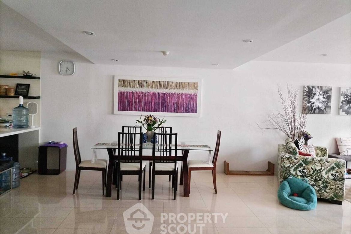 Watthana, Bangkok - Photo 3