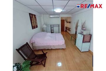 1 Bedroom Condo for sale in Jomtien Beach Condominium, Nong Prue, Chonburi