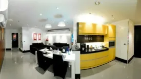 2 Bedroom Condo for rent in Khlong Toei Nuea, Bangkok near MRT Sukhumvit