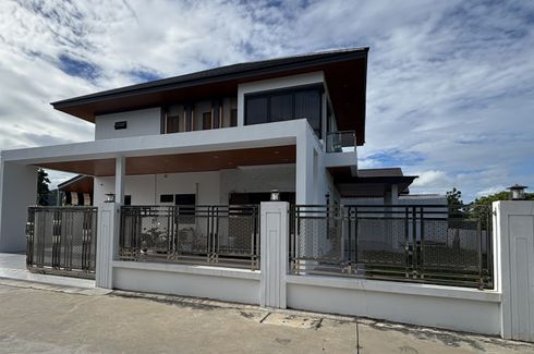 4 Bedroom House for sale in Nong Kae, Prachuap Khiri Khan