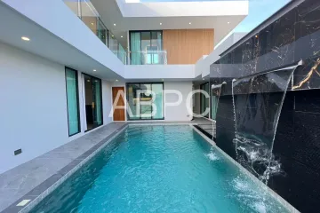 5 Bedroom House for sale in Huai Yai, Chonburi