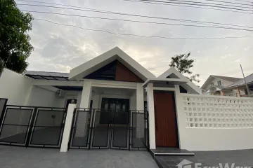 3 Bedroom House for rent in Sri Suchart Grand View 2, Ko Kaeo, Phuket