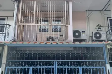 3 Bedroom Townhouse for rent in Bang Kho, Bangkok near BTS Wutthakat