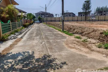 Land for sale in Pruksa Doikham Village, Nong Khwai, Chiang Mai