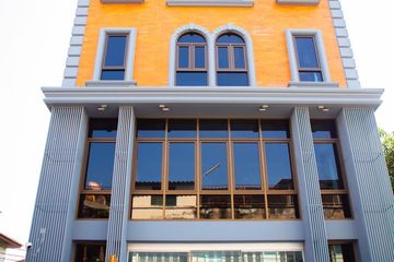 25 Bedroom Hotel / Resort for sale in Ban Phan Thom, Bangkok near MRT Democracy Monument