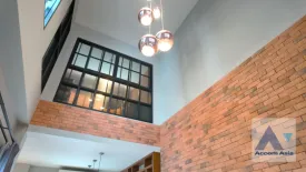 5 Bedroom House for sale in Khlong Tan, Bangkok near BTS Phrom Phong