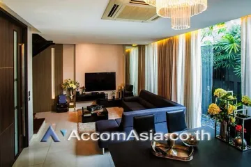 4 Bedroom House for rent in Phra Khanong Nuea, Bangkok