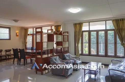 2 Bedroom House for rent in Khlong Tan, Bangkok near BTS Phrom Phong