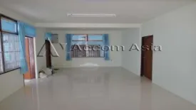 2 Bedroom House for rent in Phra Khanong Nuea, Bangkok