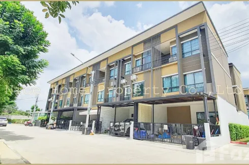 3 Bedroom Townhouse for sale in Sammakorn Avenue Chaiyapruek-Wongwaen, Lam Pho, Nonthaburi