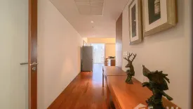 2 Bedroom Condo for sale in Hansar Rajdamri, Lumpini, Bangkok near BTS Chit Lom