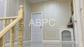 5 Bedroom House for rent in 