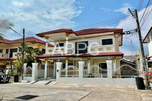 5 Bedroom House for rent in 