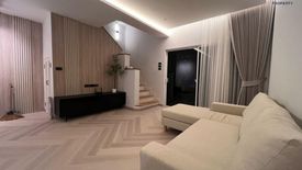 3 Bedroom Townhouse for sale in The Metro Rama 9, Prawet, Bangkok