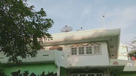 6 Bedroom House for sale in Chan Kasem, Bangkok