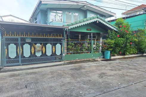 3 Bedroom House for sale in Lat Phrao, Bangkok