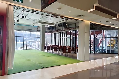 Commercial for rent in Khlong Tan Nuea, Bangkok