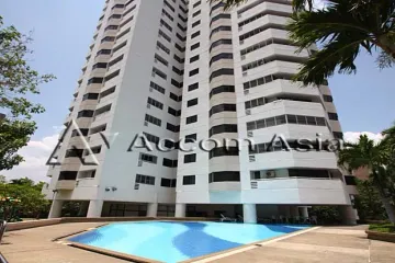 3 Bedroom Condo for rent in Baan Suanpetch, Khlong Tan Nuea, Bangkok near BTS Phrom Phong