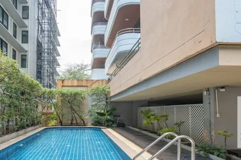 3 Bedroom Apartment for rent in Khlong Tan Nuea, Bangkok