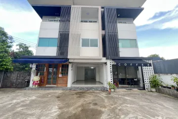 3 Bedroom Townhouse for sale in San Sai Noi, Chiang Mai