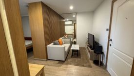 Condo for rent in Thung Maha Mek, Bangkok near BTS Sala Daeng