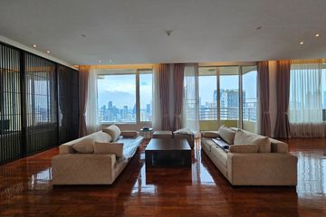 4 Bedroom Condo for rent in Khlong Tan Nuea, Bangkok near BTS Phrom Phong